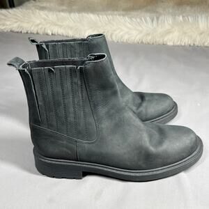 Clarks Boots Womens Size Orinoco 2 Mid Chelsea Black Leather Chunky Sole Grunge